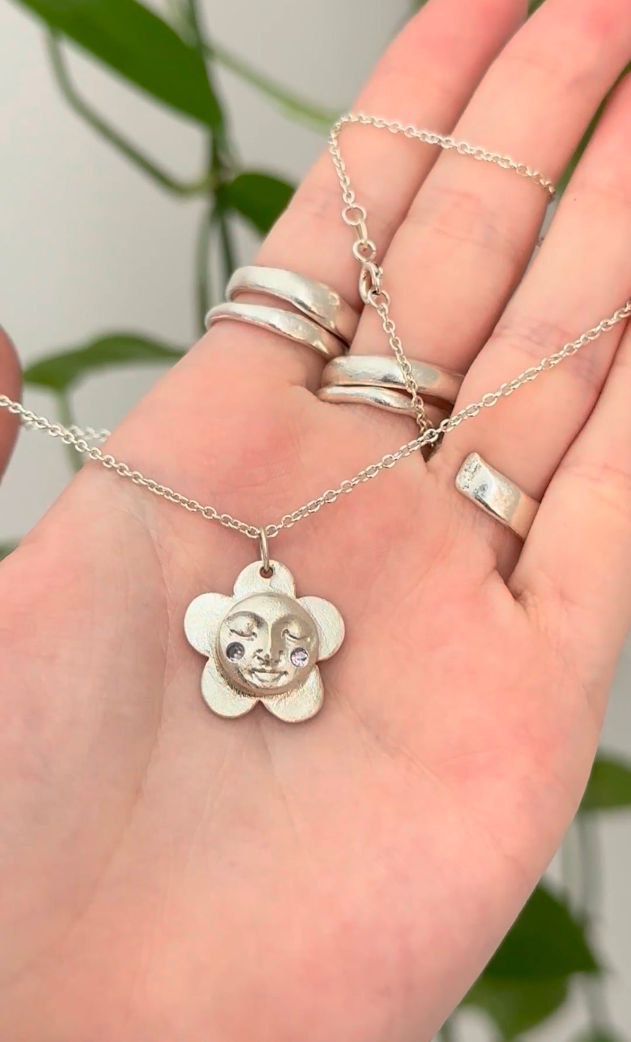 Silver Flower Pendant with Gold Plated Centre – NinaBreddal